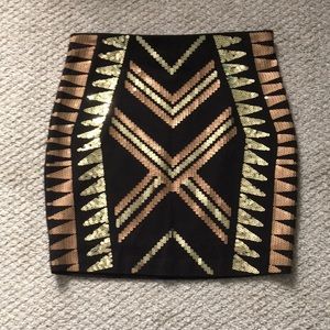 5/$15 Express Black and Gold Sequin Body-con Skirt